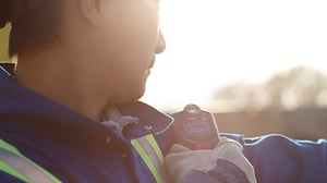 Communications pour les travailleurs isolés dans le secteur de l'eau et des eaux usées