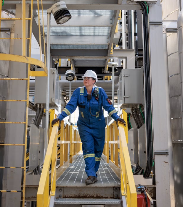 Découvrez comment protéger vos employés et mettre en place un programme solide de sécurité des travailleurs isolés.